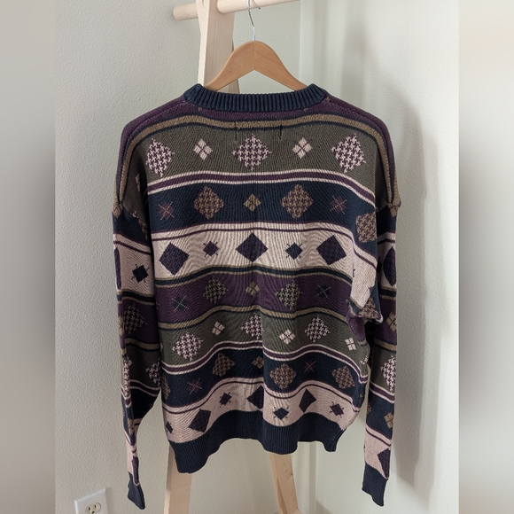 Vintage Abstract Geometric Multi-Patterned Crewneck Sweater In Black/Ivory/Plum - Picture 10 of 11